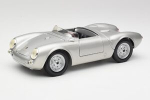 Porsche 550 A Spyder Sudrabs Maisto 1:18 50314 Metāls