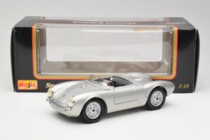 Porsche 550 A Spyder Sudrabs Maisto 1:18 50314 Metāls — attēls 8 no 8