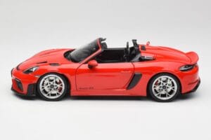 Porsche 718 Spyder RS Guards Red Norev 1:18 187271 Metāls — attēls 4 no 8
