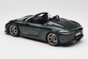 Porsche 718 Spyder RS Weissach Pack Forest Green Norev 1:18 187272 Metāls — attēls 7 no 8