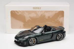 Porsche 718 Spyder RS Weissach Pack Forest Green Norev 1:18 187272 Metāls — attēls 8 no 8