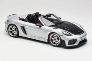 Porsche 718 Spyder RS Weissach Pack GT-Silver Metallic Norev 1:18 187270 Metāls — attēls 6 no 8