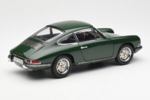 Porsche 901 Zaļš CMC 1:18 M-067B Metāls — attēls 2 no 6
