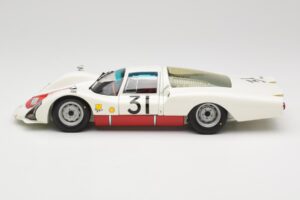 Porsche 906 LH #31 H. Herrmann / H. Linge Porsche System Engineering 24 Hours of Le Mans 1966 Minichamps 1:18 100666131 Metāl — attēls 4 no 8
