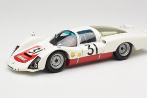 Porsche 906 LH #31 H. Herrmann / H. Linge Porsche System Engineering 24 Hours of Le Mans 1966 Minichamps 1:18 100666131 Metāl