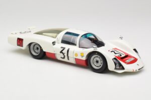 Porsche 906 LH #31 H. Herrmann / H. Linge Porsche System Engineering 24 Hours of Le Mans 1966 Minichamps 1:18 100666131 Metāl — attēls 6 no 8