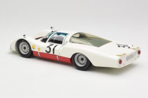 Porsche 906 LH #31 H. Herrmann / H. Linge Porsche System Engineering 24 Hours of Le Mans 1966 Minichamps 1:18 100666131 Metāl — attēls 7 no 8