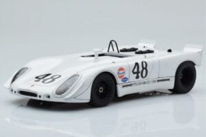 Porsche 908/02 #48 S. McQueen / P. Revson 12 Hours of Sebring 2nd Place Post Race Version 1970 AUTOart 1:18 87072 Metāls