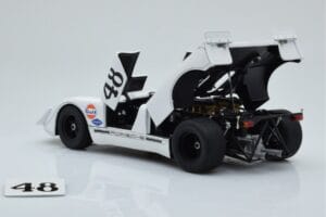 Porsche 908/02 #48 S. McQueen / P. Revson 12 Hours of Sebring 2nd Place Post Race Version 1970 AUTOart 1:18 87072 Metāls — attēls 5 no 8
