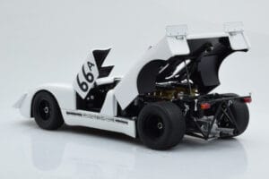 Porsche 908/02 #66A S. McQueen Holtville 1970 AUTOart 1:18 87073 Metāls — attēls 3 no 8
