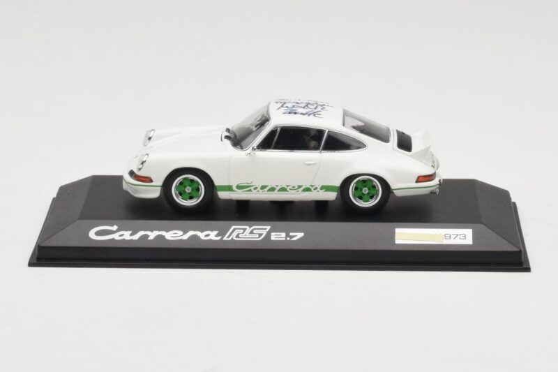 Porsche 911 2.7 Carrera RS Balts Minichamps 1:43 WAP0201420G Metāls