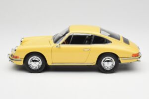 Porsche 911 901 Champagne Dzeltens Kyosho 1:18 08969Y Metāls — attēls 4 no 8