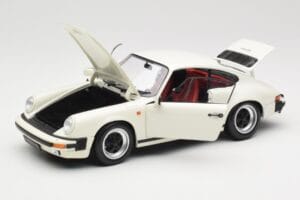 Porsche 911 930 Carrera 3.2 Grand Prix White Minichamps 1:18 100063024 Metāls — attēls 2 no 8
