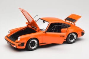 Porsche 911 930 Carrera 3.2 Signal Orange Minichamps 1:18 100063025 Metāls — attēls 2 no 8