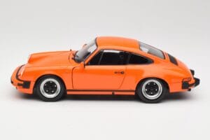 Porsche 911 930 Carrera 3.2 Signal Orange Minichamps 1:18 100063025 Metāls — attēls 4 no 8