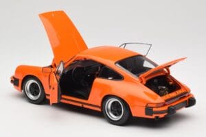 Porsche 911 930 Carrera 3.2 Signal Orange Minichamps 1:18 100063025 Metāls — attēls 5 no 8