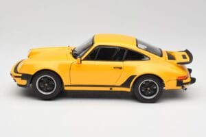 Porsche 911 930 Turbo 3.0 Dzeltens Norev 1:18 187579 Metāls — attēls 4 no 8