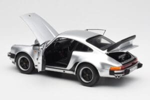 Porsche 911 930 Turbo 3.3 Sudrabs Norev 1:18 187574 Metāls — attēls 5 no 8