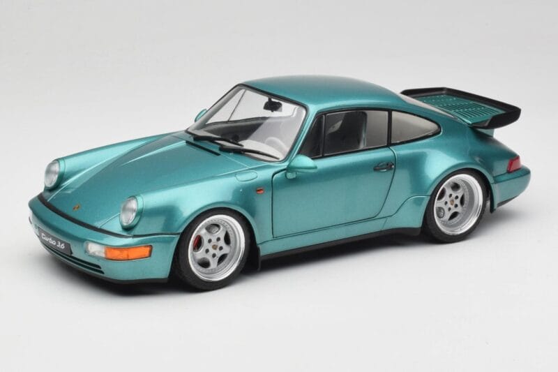 Porsche 911 964 Turbo Wimbledon Green Metallic Solido 1:18 S1803407 Metāls