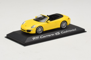 Porsche 911 991 Carrera 4S Kabriolets Dzeltens Minichamps 1:43 WAP0201120C Metāls — attēls 2 no 5