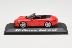 Porsche 911 991 Carrera Kabriolets Sarkans Minichamps 1:43 WAP0200120C Metāls