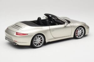 Porsche 911 991 Carrera S Kabriolets GT Sudrabs Metālisks Minichamps 1:18 100061030 Metāls — attēls 3 no 8