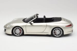 Porsche 911 991 Carrera S Kabriolets GT Sudrabs Metālisks Minichamps 1:18 100061030 Metāls — attēls 4 no 8