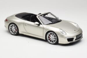 Porsche 911 991 Carrera S Kabriolets GT Sudrabs Metālisks Minichamps 1:18 100061030 Metāls — attēls 6 no 8