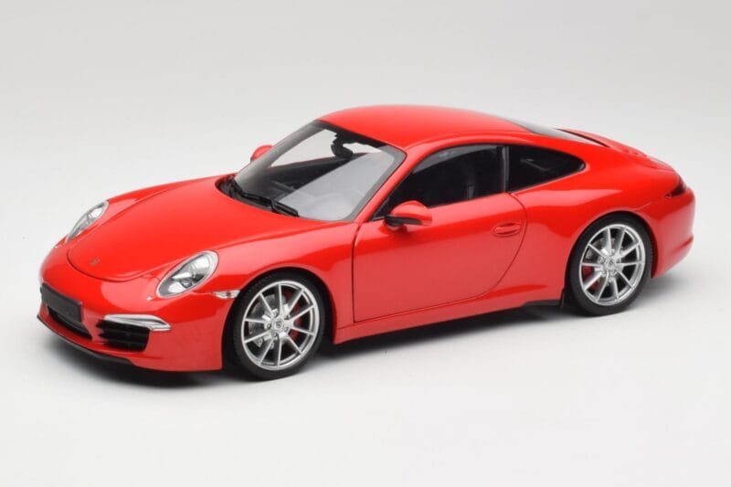 Porsche 911 991 Carrera S Guards Sarkans Minichamps 1:18 100061020 Metāls