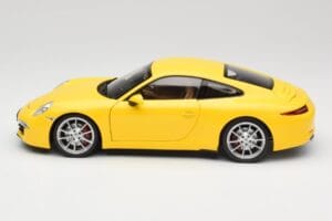 Porsche 911 991 Carrera S Racing Yellow Minichamps 1:18 100061021 Metāls — attēls 4 no 8