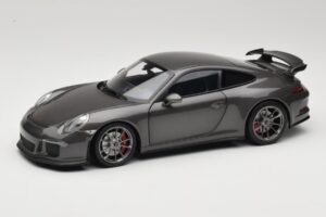 Porsche 911 991 GT3 Grey Metallic Minichamps 1:18 110062720 Metāls