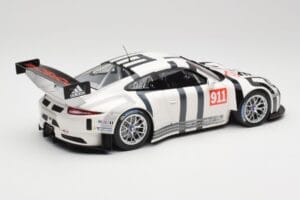 Porsche 911 991 GT3 R #911 2015 Minichamps 1:18 155156000 Metāls — attēls 2 no 6