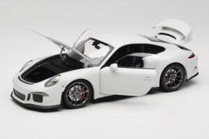 Porsche 911 991 GT3 Balts Ar Sudraba Diskiem Minichamps 1:18 113062721 Metāls — attēls 2 no 8