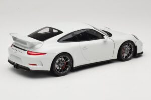 Porsche 911 991 GT3 Balts Ar Sudraba Diskiem Minichamps 1:18 113062721 Metāls — attēls 3 no 8
