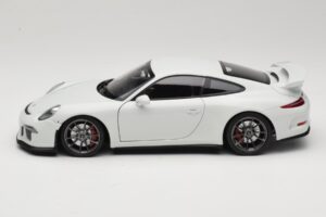 Porsche 911 991 GT3 Balts Ar Sudraba Diskiem Minichamps 1:18 113062721 Metāls — attēls 4 no 8