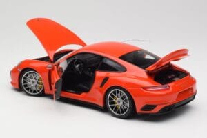 Porsche 911 991 Turbo S Lava Orange Minichamps 1:18 110067120 Metāls — attēls 5 no 8