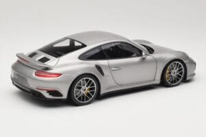 Porsche 911 991 Turbo S Sudrabs Minichamps 1:18 113067126 Metāls — attēls 3 no 8