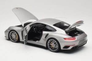 Porsche 911 991 Turbo S Sudrabs Minichamps 1:18 113067126 Metāls — attēls 5 no 8