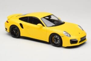 Porsche 911 991 Turbo S Dzeltens Ar Melniem Diskiem Minichamps 1:18 110062321 Metāls — attēls 6 no 8