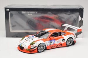 Porsche 911 991.1 GT3 R Manthey Racing #12 F. Klohs / P. Renauer 24 Hours Nurburgring 2017 Minichamps 1:18 155176912 Metāls — attēls 6 no 6
