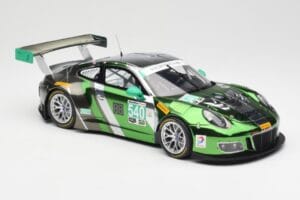 Porsche 911 991.1 GT3 R #540 Black Swan Racing P. Long / T. Pilgrim 24h Daytona 2016 Minichamps 1:18 155166540 Metāls — attēls 4 no 6