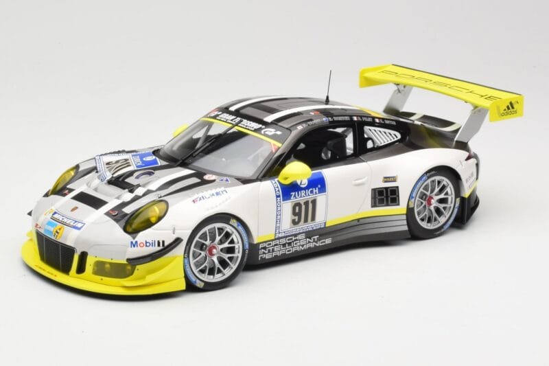 Porsche 911 991.1 GT3 R #911 Manthey Racing N. Tandy / E. Bamber 24h Nurburgring 2016 Minichamps 1:18 155166911 Metāls