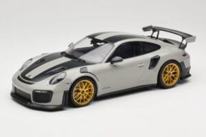 Porsche 911 991.2 GT2 RS Chalk Weissach Package Zelta Diski Minichamps 1:18 155068304 Metāls