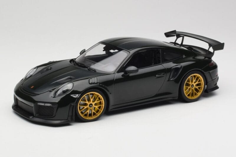 Porsche 911 991.2 GT2 RS Zaļš Weissach Package Zelta Diski Minichamps 1:18 155068306 Metāls