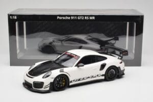 Porsche 911 991.2 GT2 RS Manthey Racing Balts Minichamps 1:18 MR-911-GT3RS-1802-W Metāls — attēls 6 no 6