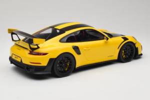 Porsche 911 991.2 GT2 RS Racing Yellow GT Spirit 1:12 GT535 Sveķi — attēls 2 no 6