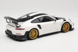 Porsche 911 991.2 GT2 RS Weissach Package Balts Ar Zelta Diskiem Minichamps 1:18 153068308 Metāls — attēls 2 no 6