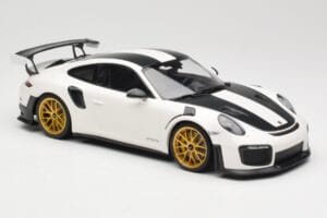 Porsche 911 991.2 GT2 RS Weissach Package Balts Ar Zelta Diskiem Minichamps 1:18 153068308 Metāls — attēls 4 no 6