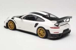 Porsche 911 991.2 GT2 RS Weissach Package Balts Ar Zelta Diskiem Minichamps 1:18 153068308 Metāls — attēls 5 no 6