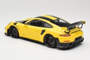 Porsche 911 991.2 GT2 RS Weissach Package Dzeltens ar Melniem Diskiem Minichamps 1:18 155068311 Metāls — attēls 5 no 6
